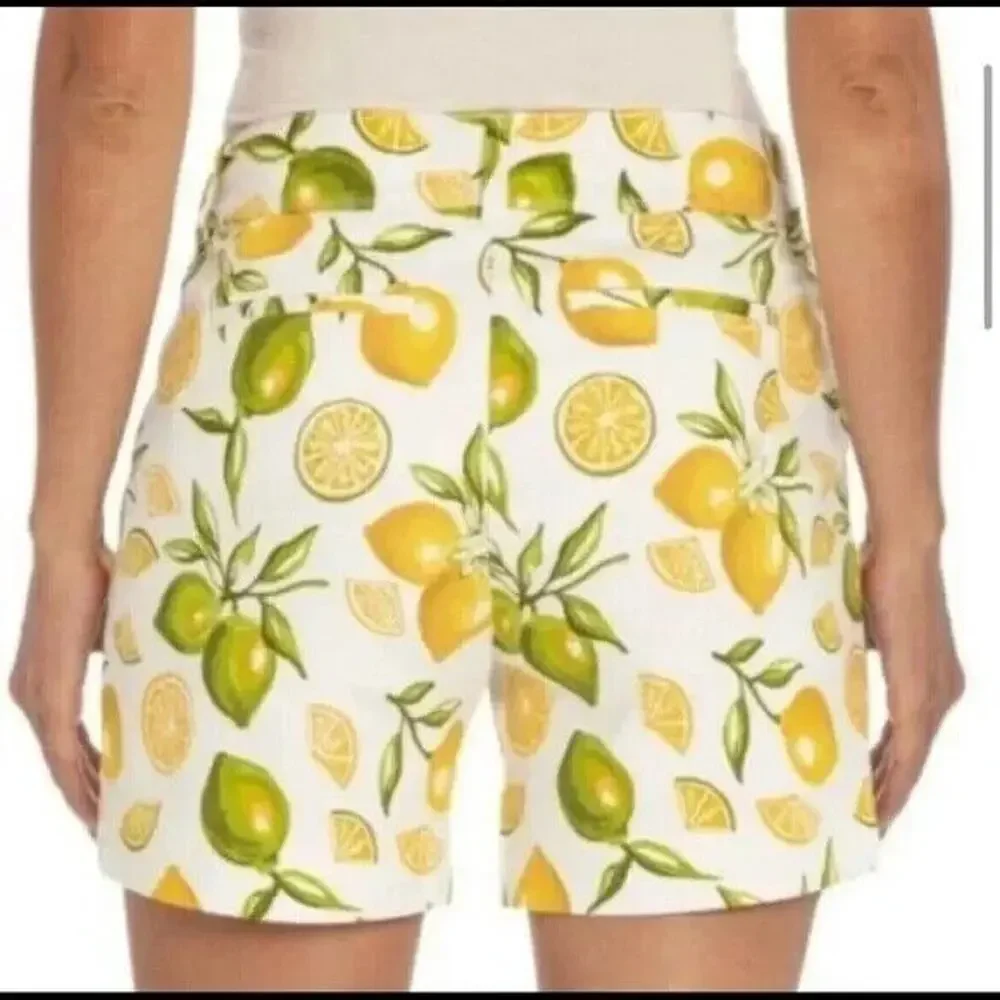 Isaac Mizrahi Tailored Shorts Women Sz 10 Lemon Lime Print Chino Flat Front NWT